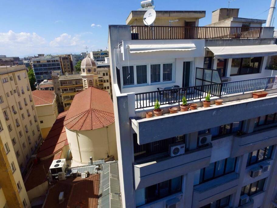 Penthouse Suite In The City Center Салоники Экстерьер фото